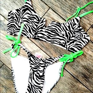 Nwot! ZEBRA BIKINI SMALL $37MSRP